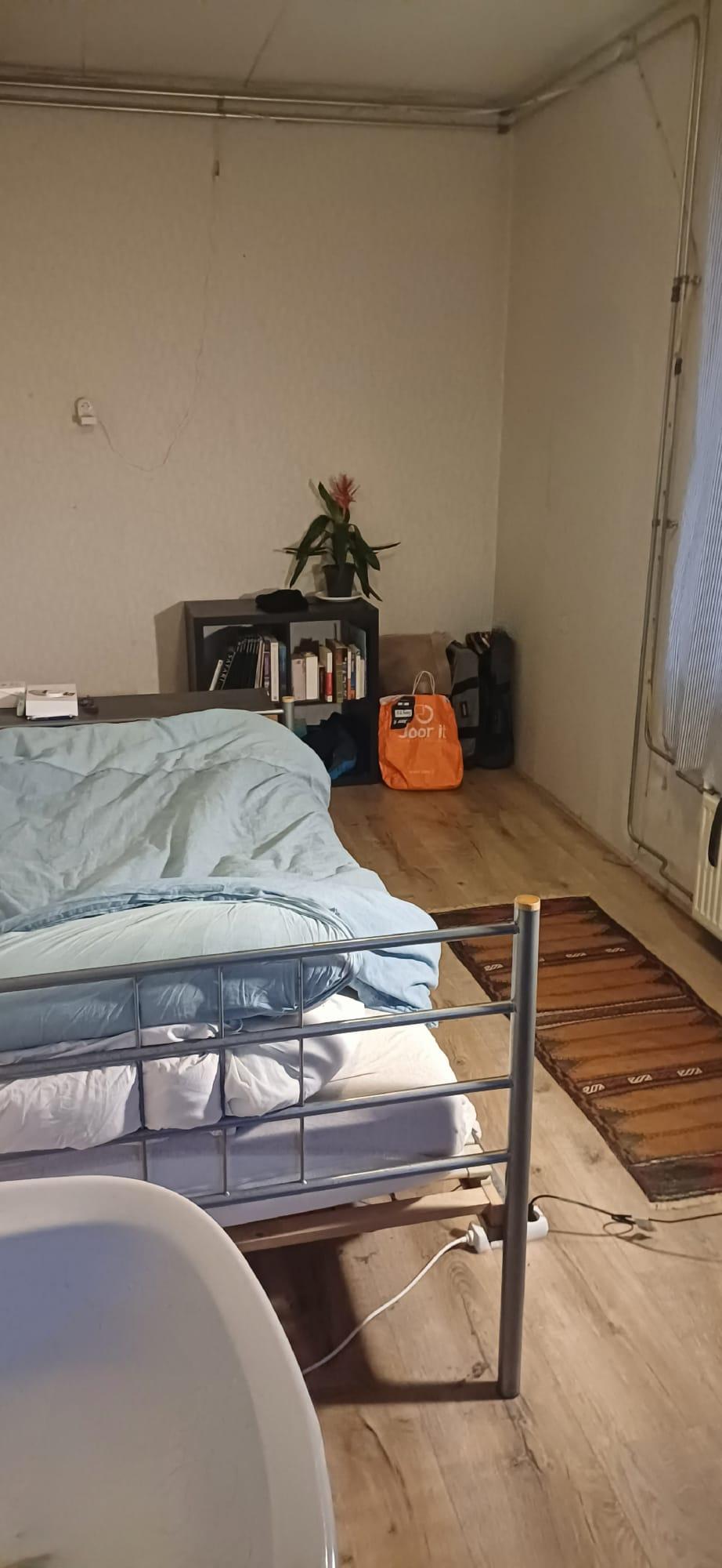 show all photos of Veenendaalkade