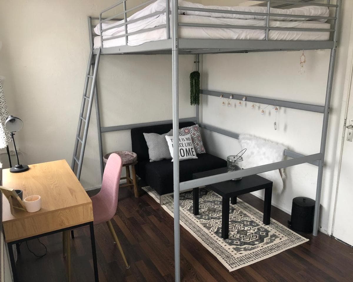 show all photos of Veldkampstraat