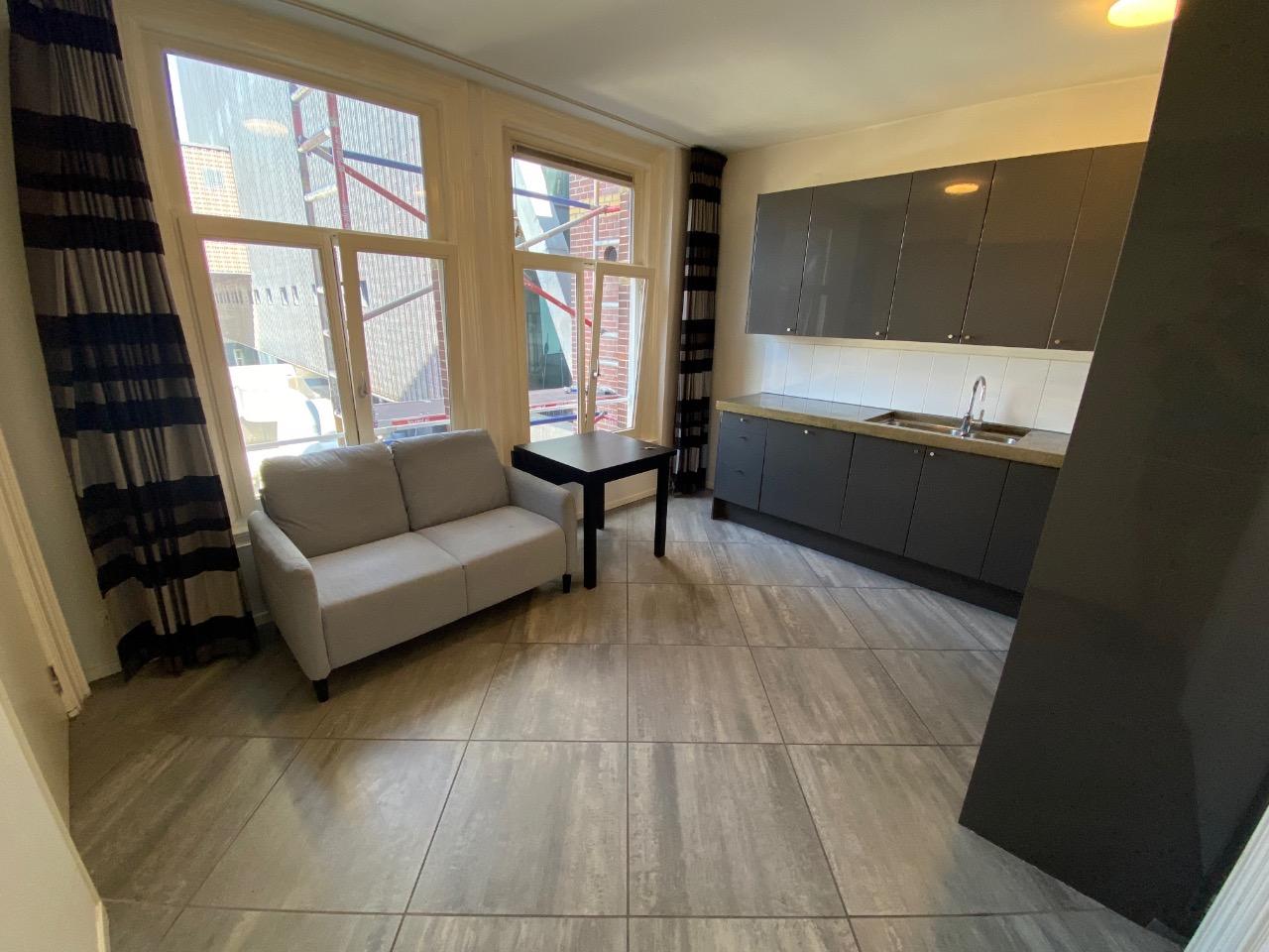 show all photos of Marnixstraat