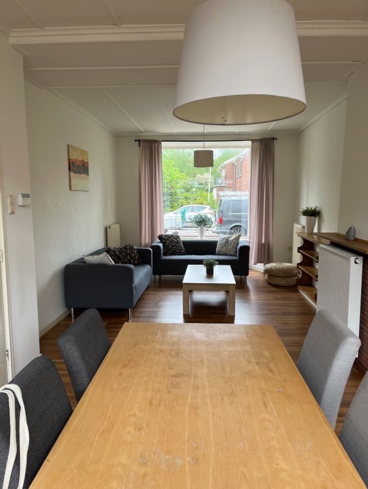 show all photos of Bilderdijkstraat