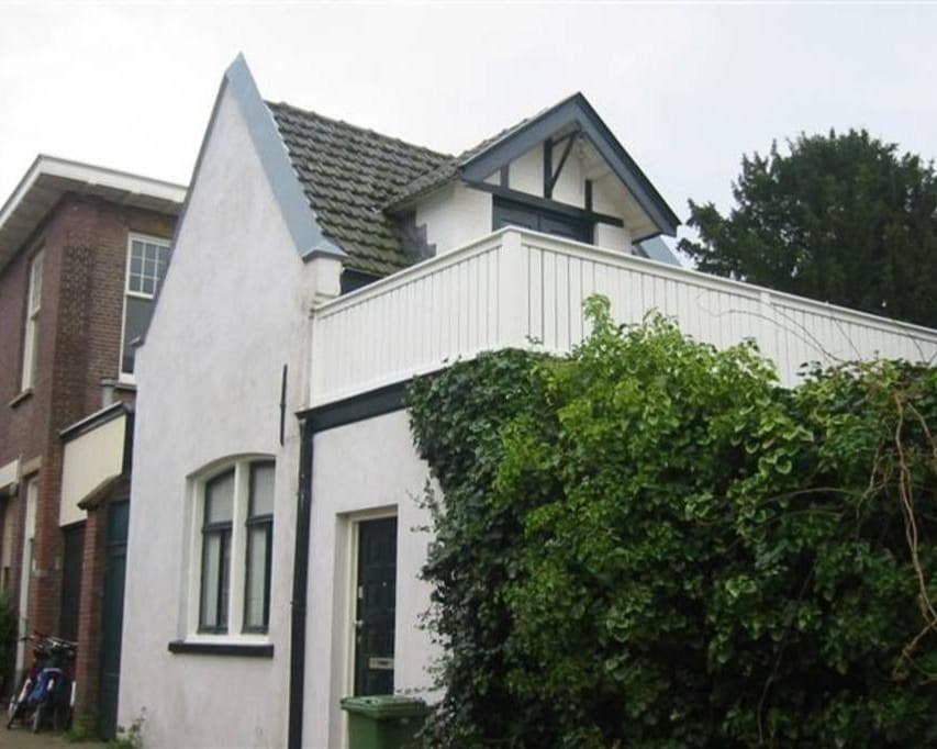Frankenslag 16, Den Haag