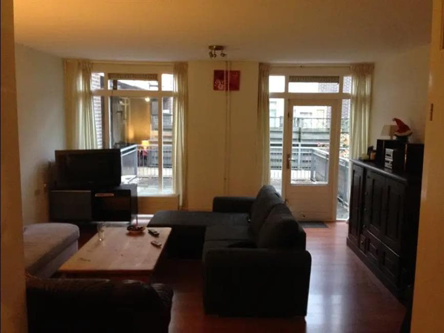 show all photos of Sint-Jacobstraat