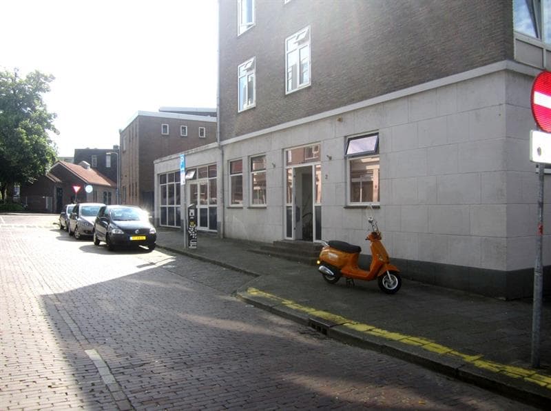 show all photos of Korte Coehoornstraat
